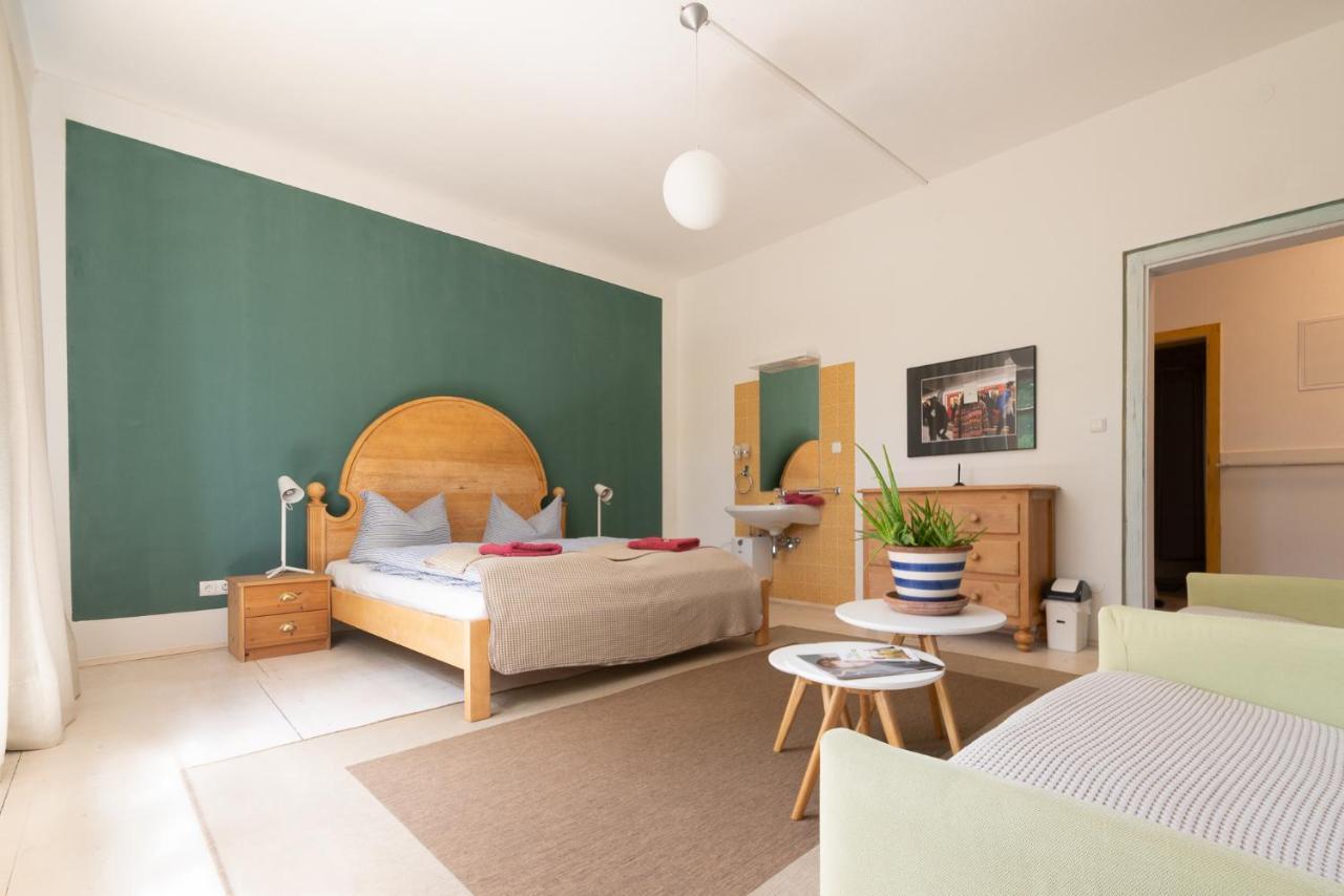 Apartment Absteige Innsbruck- Zentrale Ferienapartments