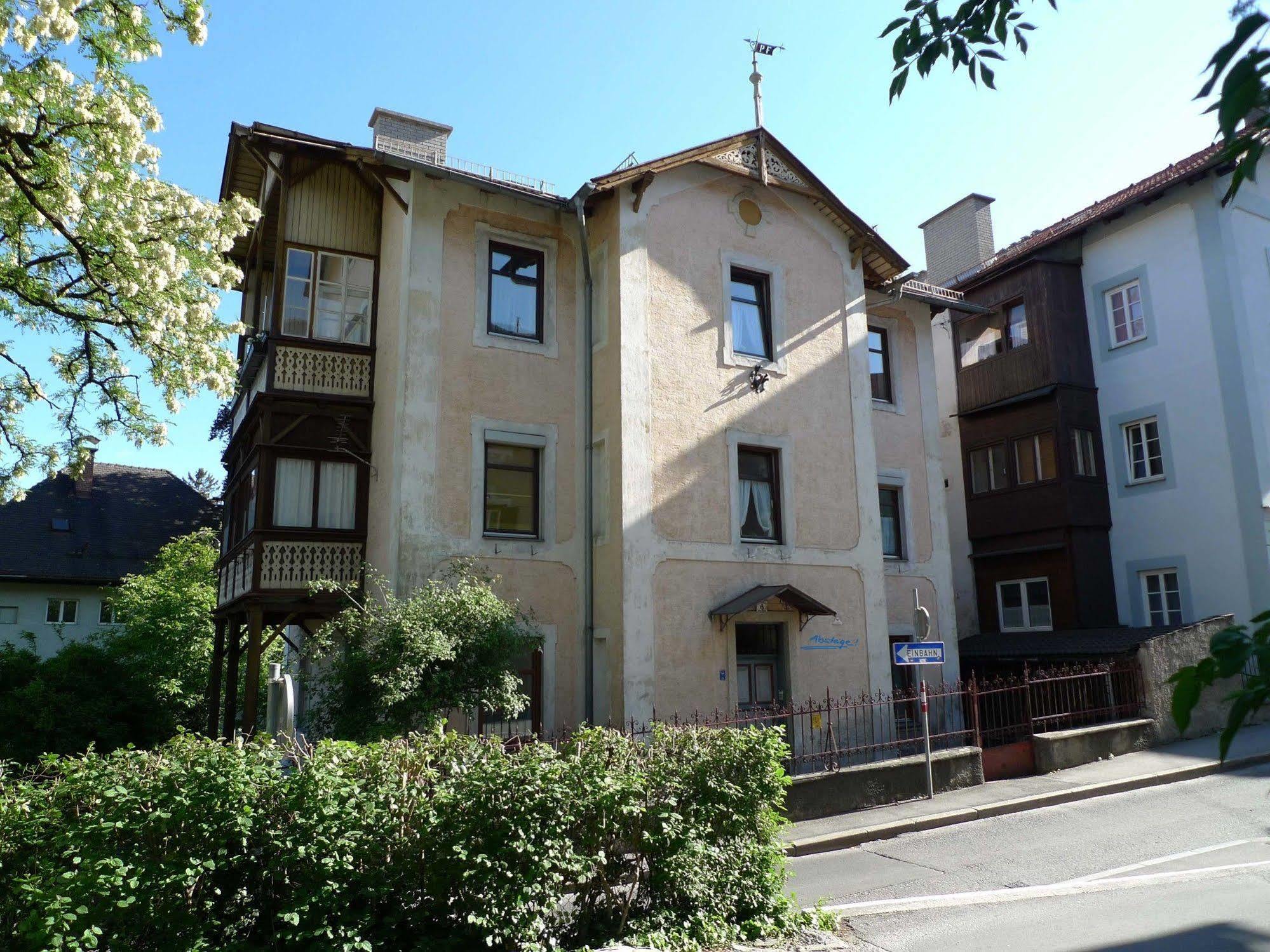 Absteige Innsbruck- Zentrale Ferienapartments
